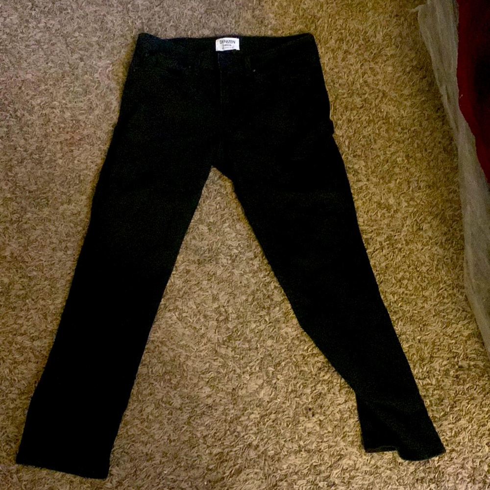 i’m selling some Mid Rise Slim black Jeans Size 16 stretchy